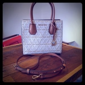 Michael Kors hand bag